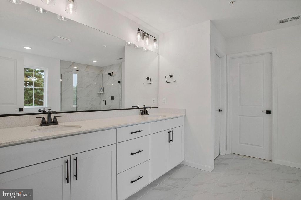 Image 46 of property listing at 1618 SHADY TREE CT, Bel Air, MD 21015