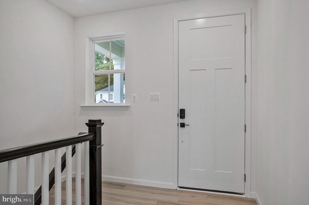 Image 7 of property listing at 1618 SHADY TREE CT, Bel Air, MD 21015