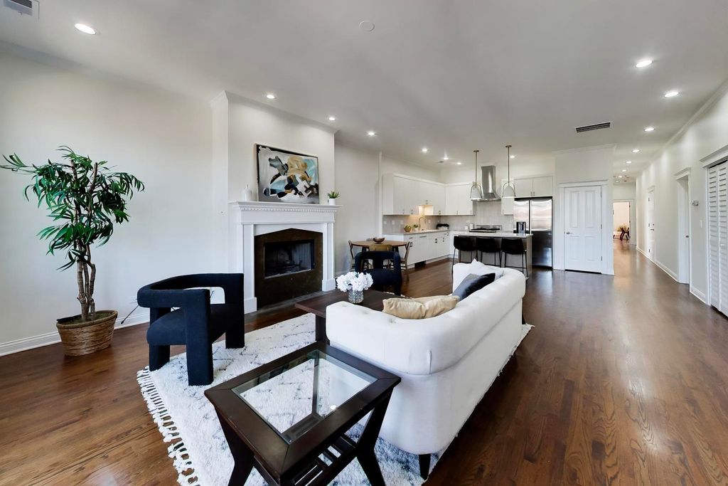 3056 N Clybourn Avenue 3S, Chicago, IL 60618 — photo 3
