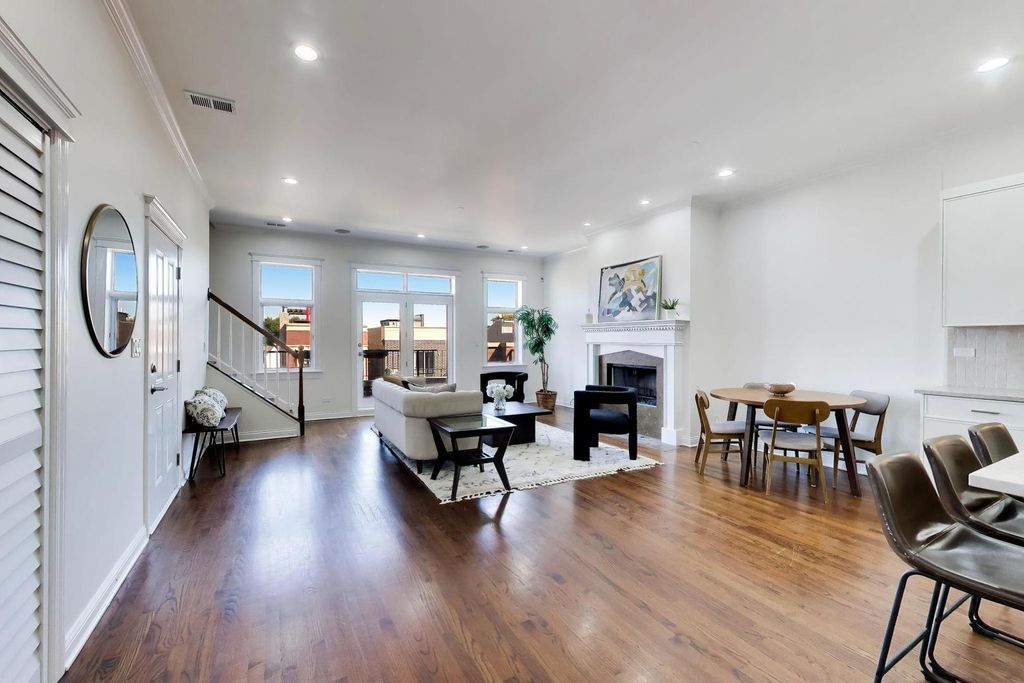 3056 N Clybourn Avenue 3S, Chicago, IL 60618 — photo 5
