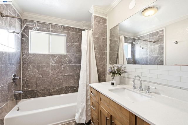 5237 Fresno Ave, Richmond, CA 94804