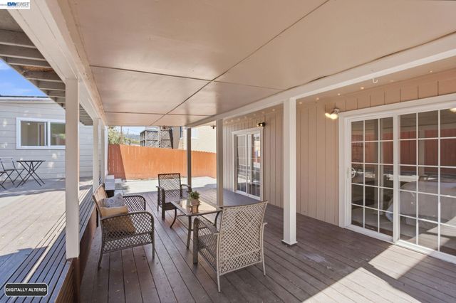 5237 Fresno Ave, Richmond, CA 94804