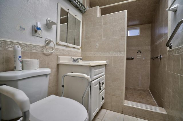 18911 Pendergast Avenue, Cupertino, CA 95014