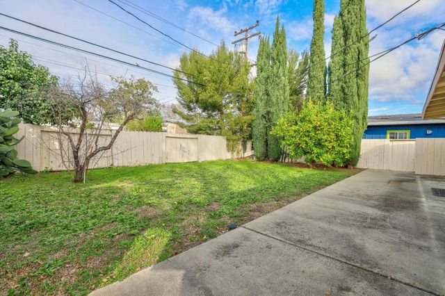 18911 Pendergast Avenue, Cupertino, CA 95014