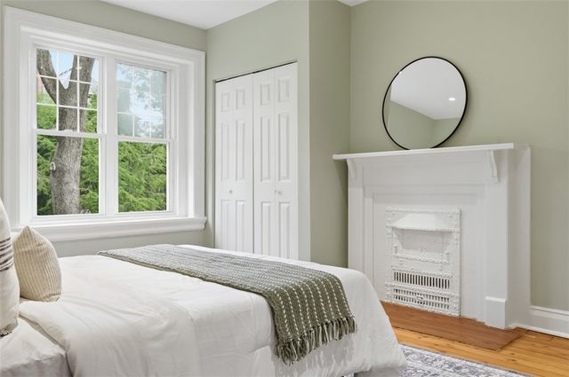 1006 Farragut St, Highland Park, PA 15206