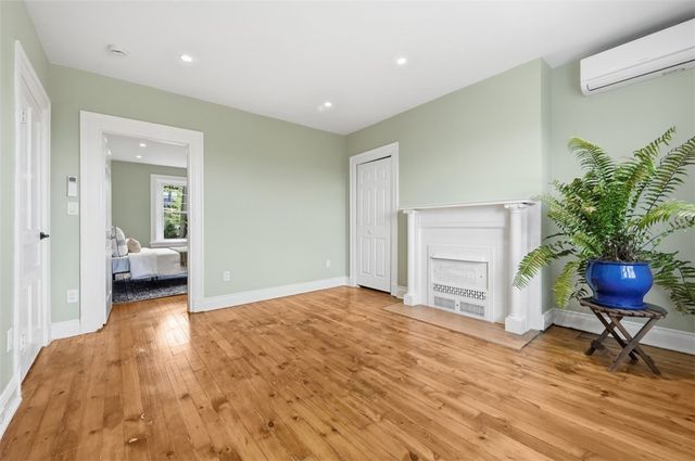 1006 Farragut St, Highland Park, PA 15206