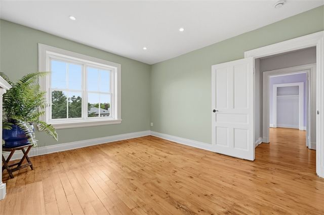 1006 Farragut St, Highland Park, PA 15206