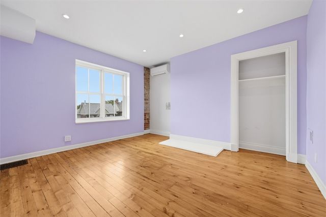 1006 Farragut St, Highland Park, PA 15206