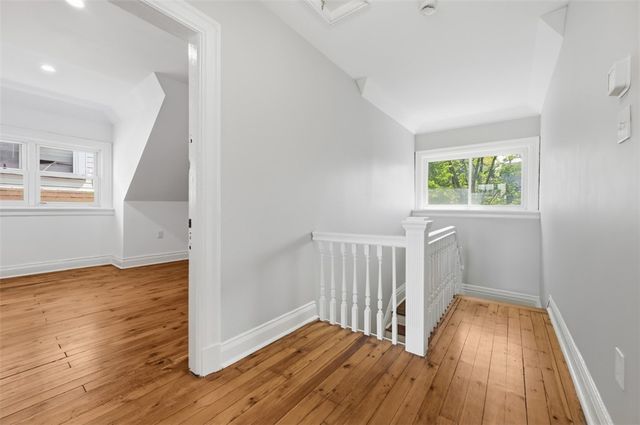 1006 Farragut St, Highland Park, PA 15206