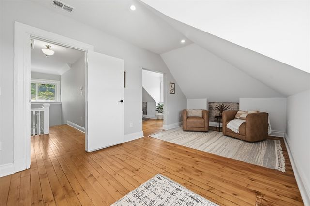 1006 Farragut St, Highland Park, PA 15206