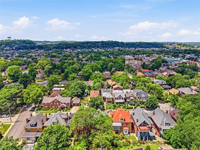 1006 Farragut St, Highland Park, PA 15206