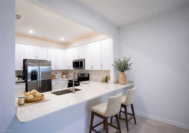 2881 Citrus ST, Naples, FL 34120