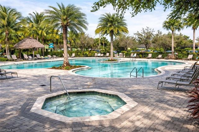 2881 Citrus ST, Naples, FL 34120