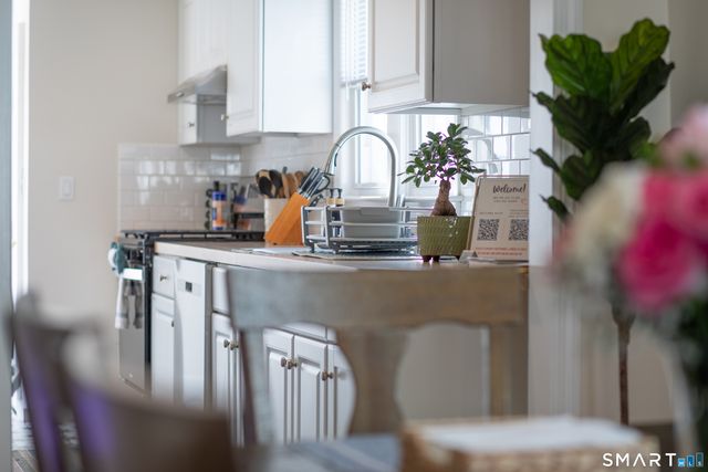 29 Quintard Terrace, Stamford, CT 06902