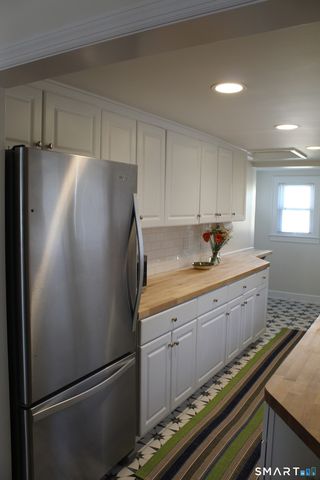 29 Quintard Terrace, Stamford, CT 06902