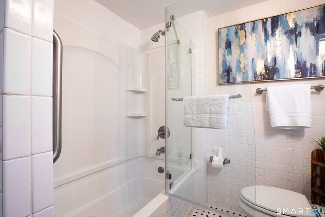 29 Quintard Terrace, Stamford, CT 06902