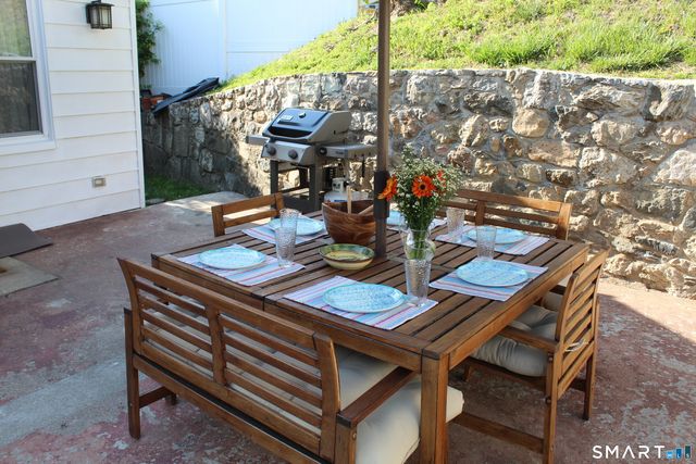 29 Quintard Terrace, Stamford, CT 06902