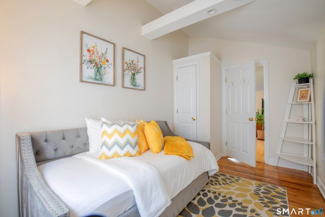 29 Quintard Terrace, Stamford, CT 06902