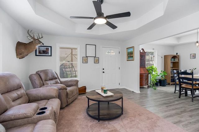 604 N Independence Street, Harrisonville, MO 64701