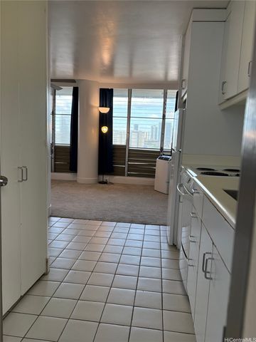 1535 Pensacola Street 44, Honolulu, HI 96822