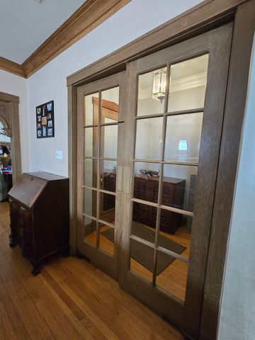 3032 Wisconsin Avenue, Berwyn, IL 60402