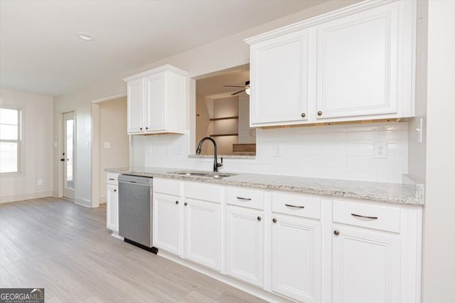 104 Gunner Lane, Perry, GA 31069