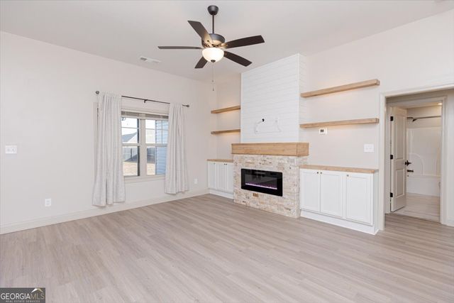 104 Gunner Lane, Perry, GA 31069