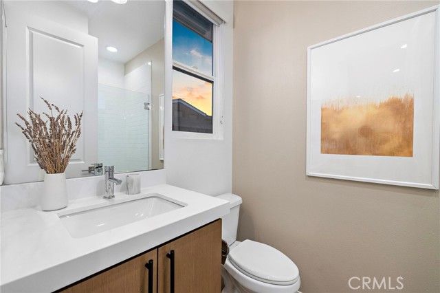 20452 Santa Ana Ave B, Newport Beach, CA 92660