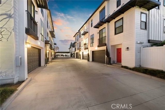 20452 Santa Ana Ave B, Newport Beach, CA 92660