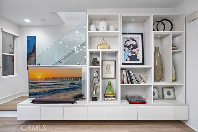 20452 Santa Ana Ave B, Newport Beach, CA 92660