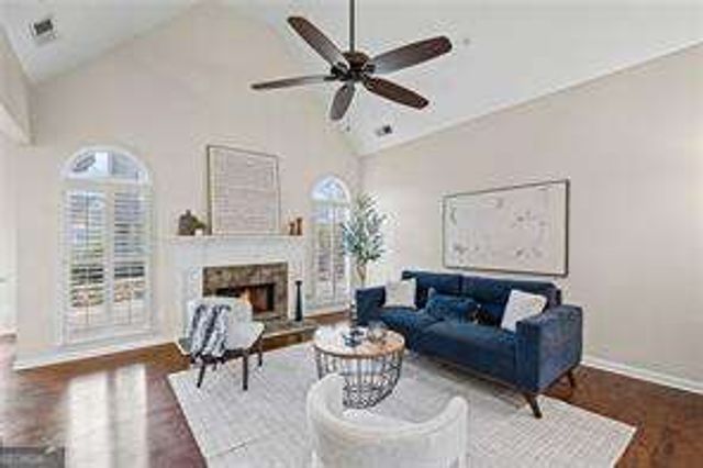 1939 Parkview Trace NW, Kennesaw, GA 30152