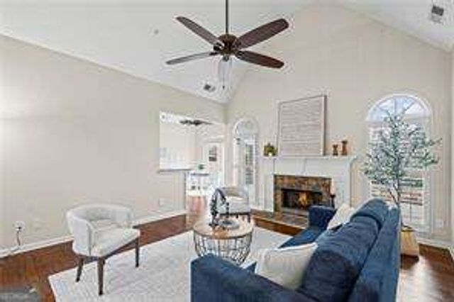 1939 Parkview Trace NW, Kennesaw, GA 30152