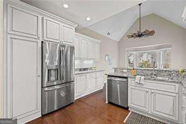 1939 Parkview Trace NW, Kennesaw, GA 30152