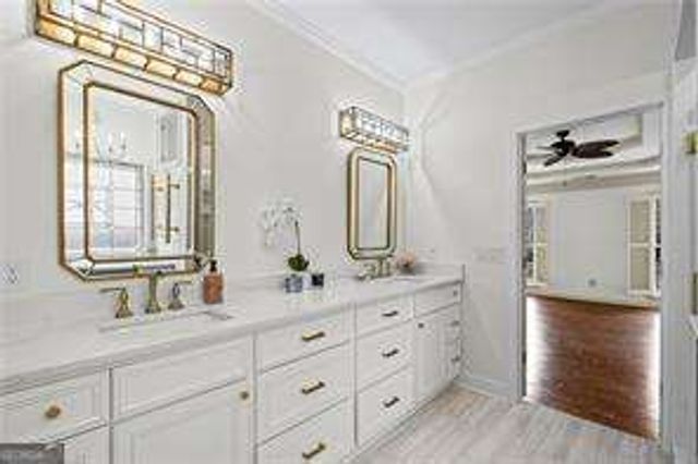 1939 Parkview Trace NW, Kennesaw, GA 30152