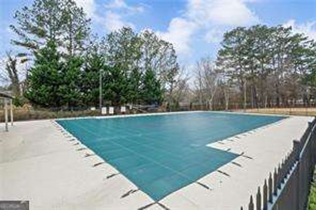 1939 Parkview Trace NW, Kennesaw, GA 30152