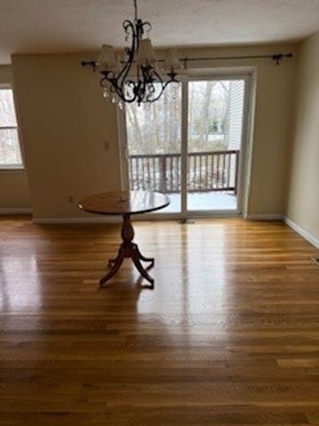 351 New London Avenue 304, Warwick, RI 02889