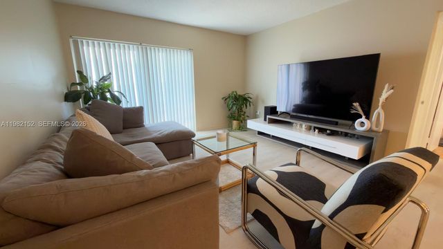 400 Kings Point Dr 408, Sunny Isles Beach, FL 33160