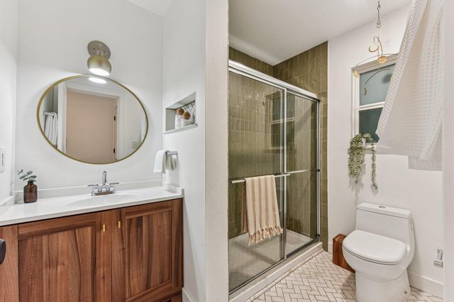 1101 Manlove ST, Austin, TX 78741