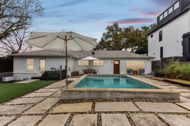 1101 Manlove ST, Austin, TX 78741