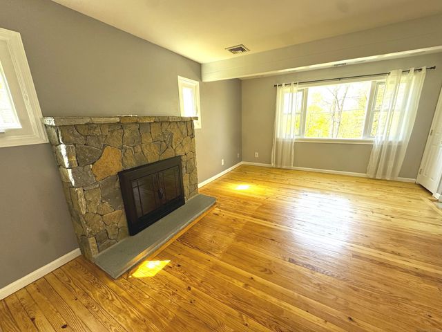 6 Fulton Drive, New Fairfield, CT 06812