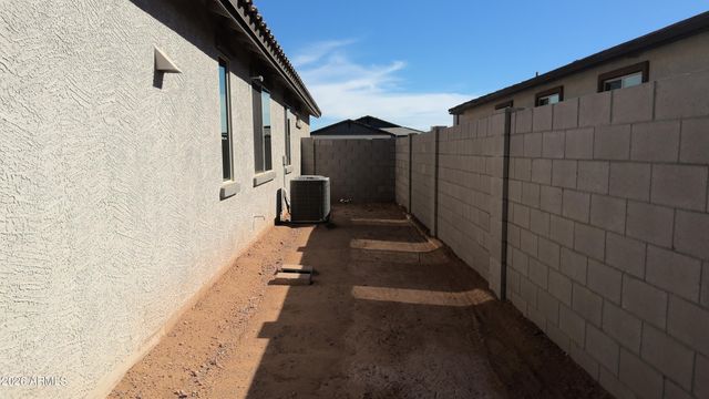 15212 W GRAY FOX Trail, Surprise, AZ 85387