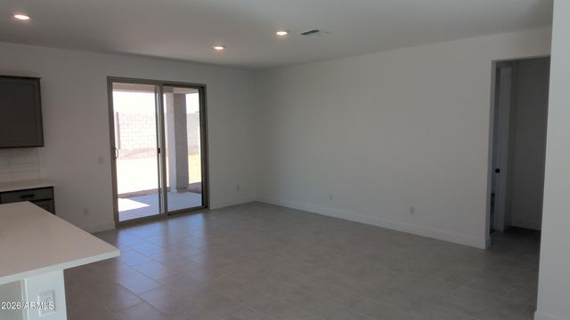 15212 W GRAY FOX Trail, Surprise, AZ 85387