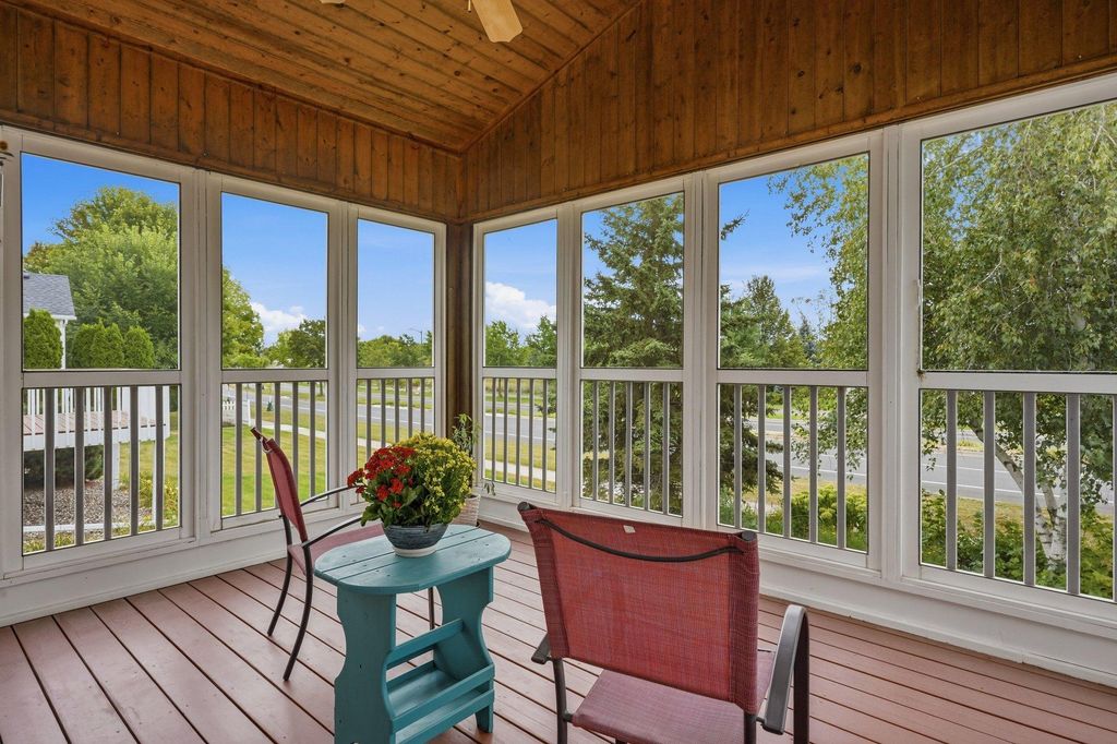 802 Saint Lawrence Drive, Northfield, MN 55057 — photo 4