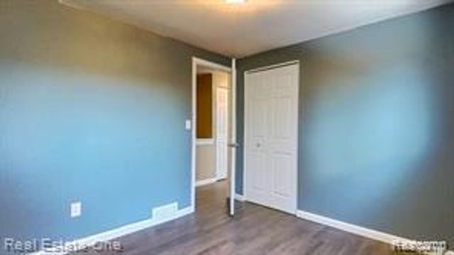 41744 Mae Wood Drive, Sterling Heights, MI 48313