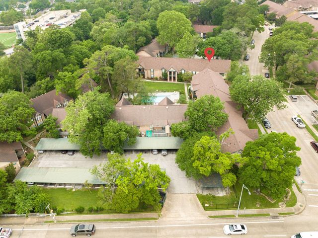 8229 Kingsbrook Road 229, Houston, TX 77024