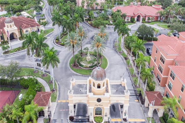 2723 VIA CAPRI 825, Clearwater, FL 33764