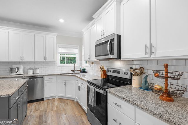 120 Baker Field Lane SE, Ludowici, GA 31316