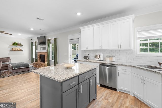 120 Baker Field Lane SE, Ludowici, GA 31316