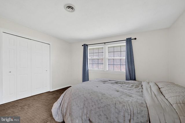 88 WOOSAMONSA RD, Pennington, NJ 08534
