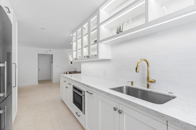 3301 S Ocean Boulevard 810, Highland Beach, FL 33487